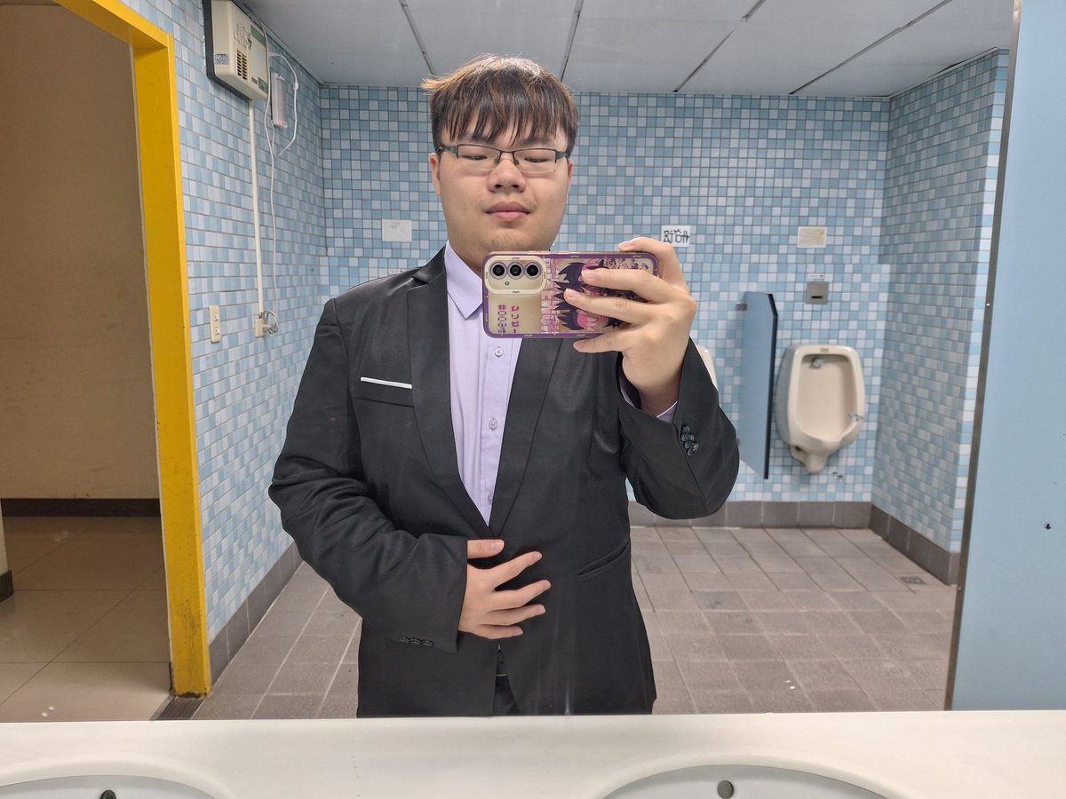 胖達想學後空翻🐼 tweet media