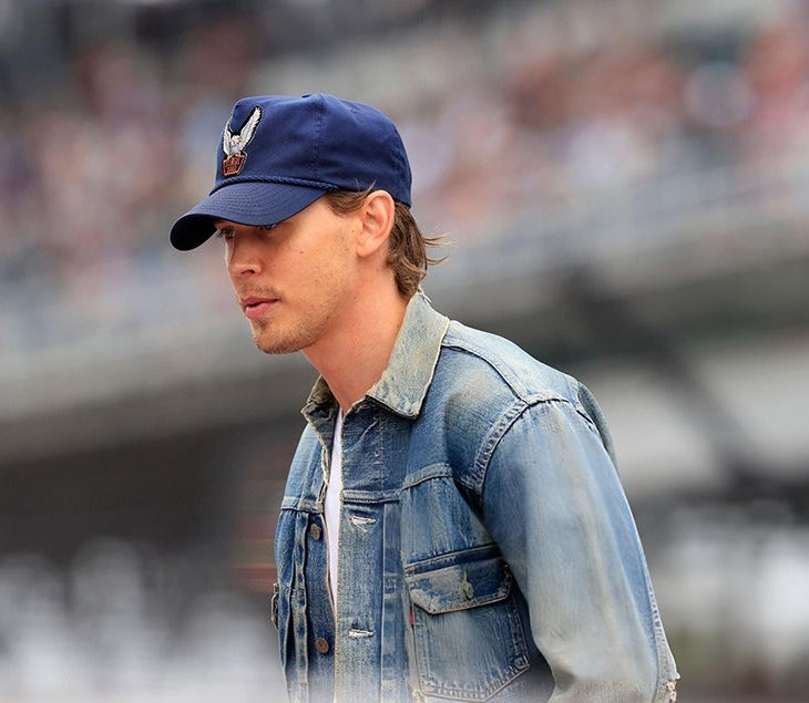 BBButler91's tweet image. Happy Sunday Y'all!!