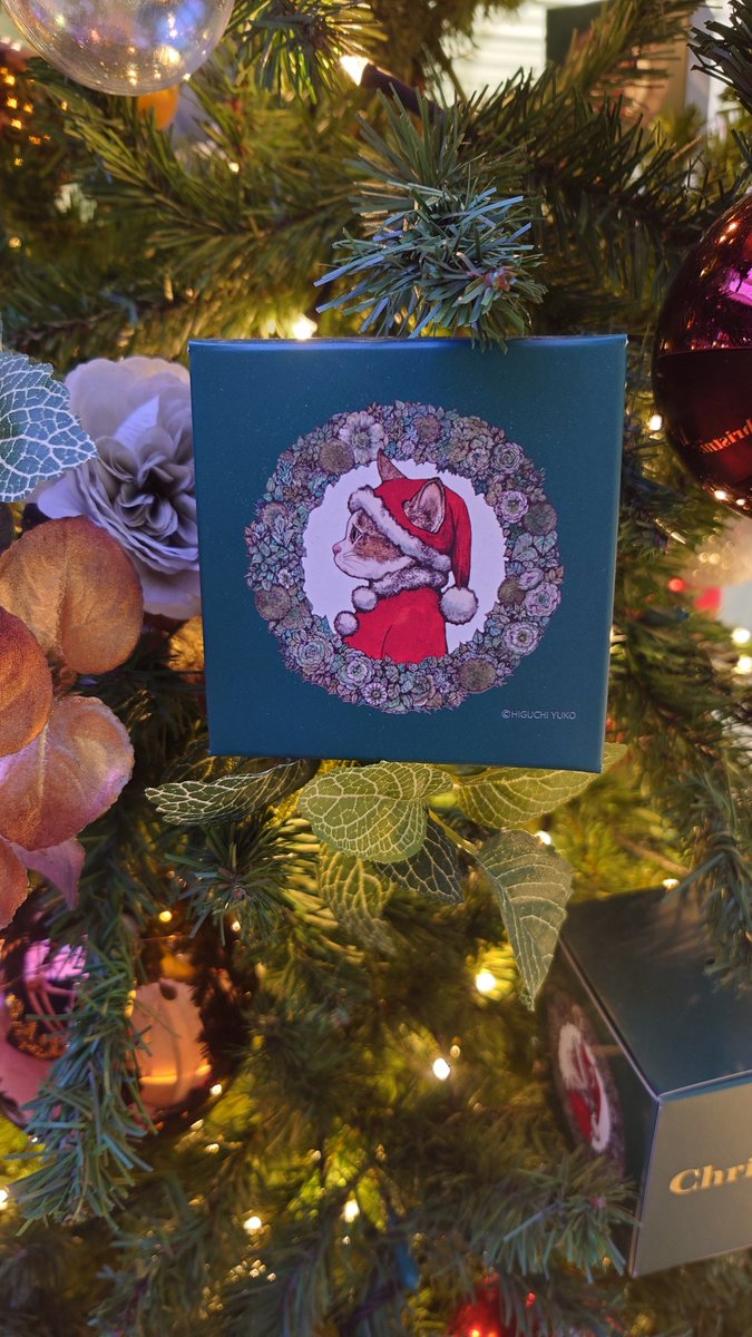 にこたまのたかしまやにあったつりー。ヒグチさんのオーナメント可愛い！日本橋のも見に行きたかった。