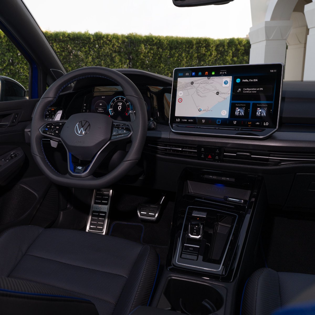 عصرية لكل من يعشق التفاصيل التقنية اللي ترفع التجربة جولف R.

Sleek and modern for those who appreciate the tech details that enhance every drive. Golf R.

__________
#فولكس_واجن #فولكس_واجن_السعودية #ساماكو_للسيارات #جولف
#volkswagen #volkswagen_Saudi #Samaco_motors #Golf