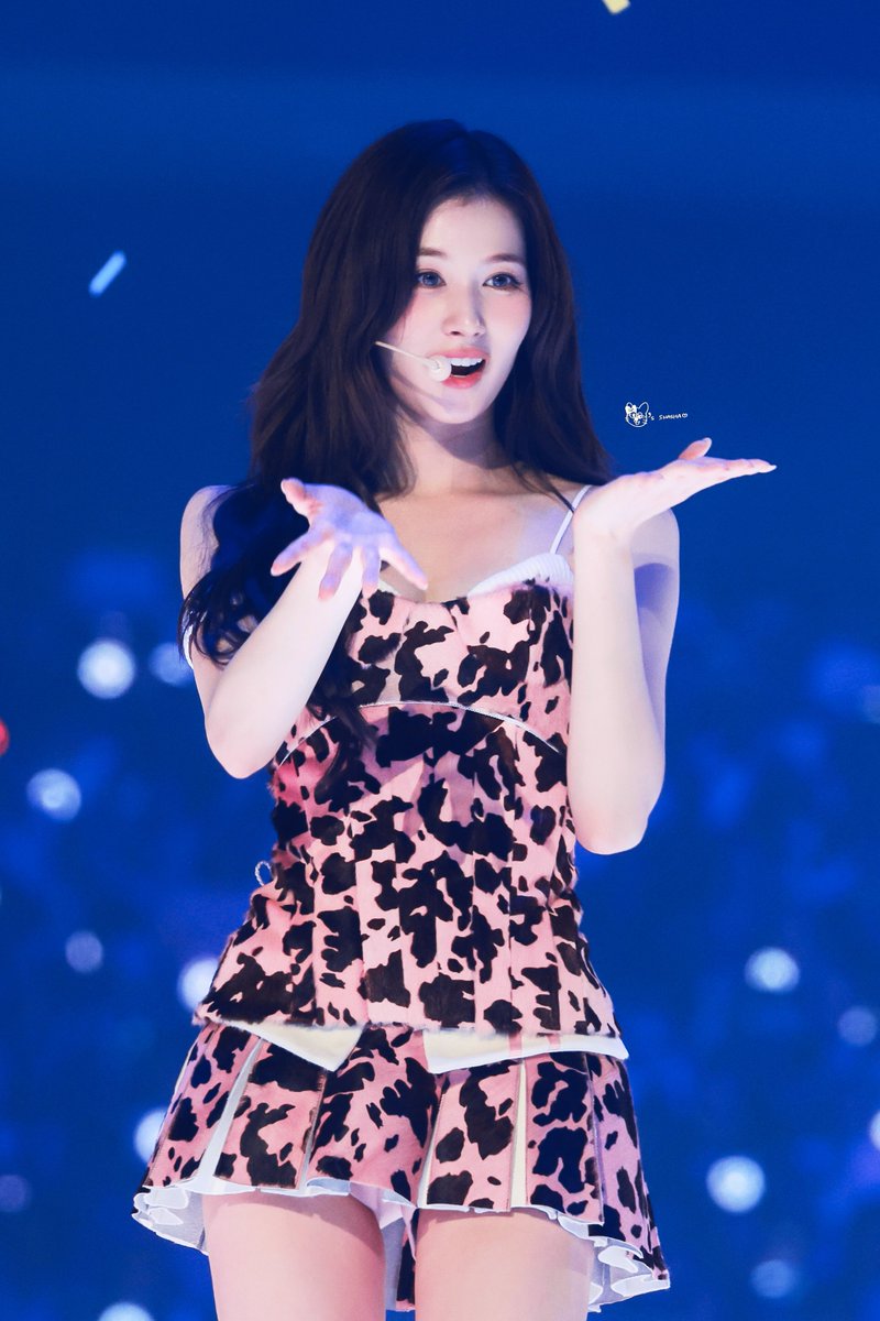 KCl ฅ^•ﻌ•^ฅ tweet media