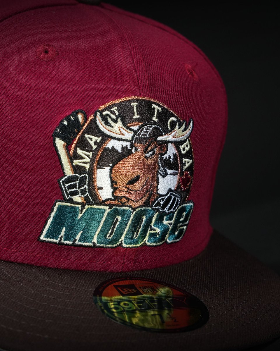 TopperzStore's tweet image. 🏒 19:00 CET / 1PM EST – AHL DROP GOES HARD 🔥  
Rockford IceHogs 🐷 in black/gold with full patch aggression  
Manitoba Moose 🫎 in deep maroon &amp;amp; teal throwback vibes

📍 Only at @topperzstoreusa – US only  
Minor league logos, major league heat.