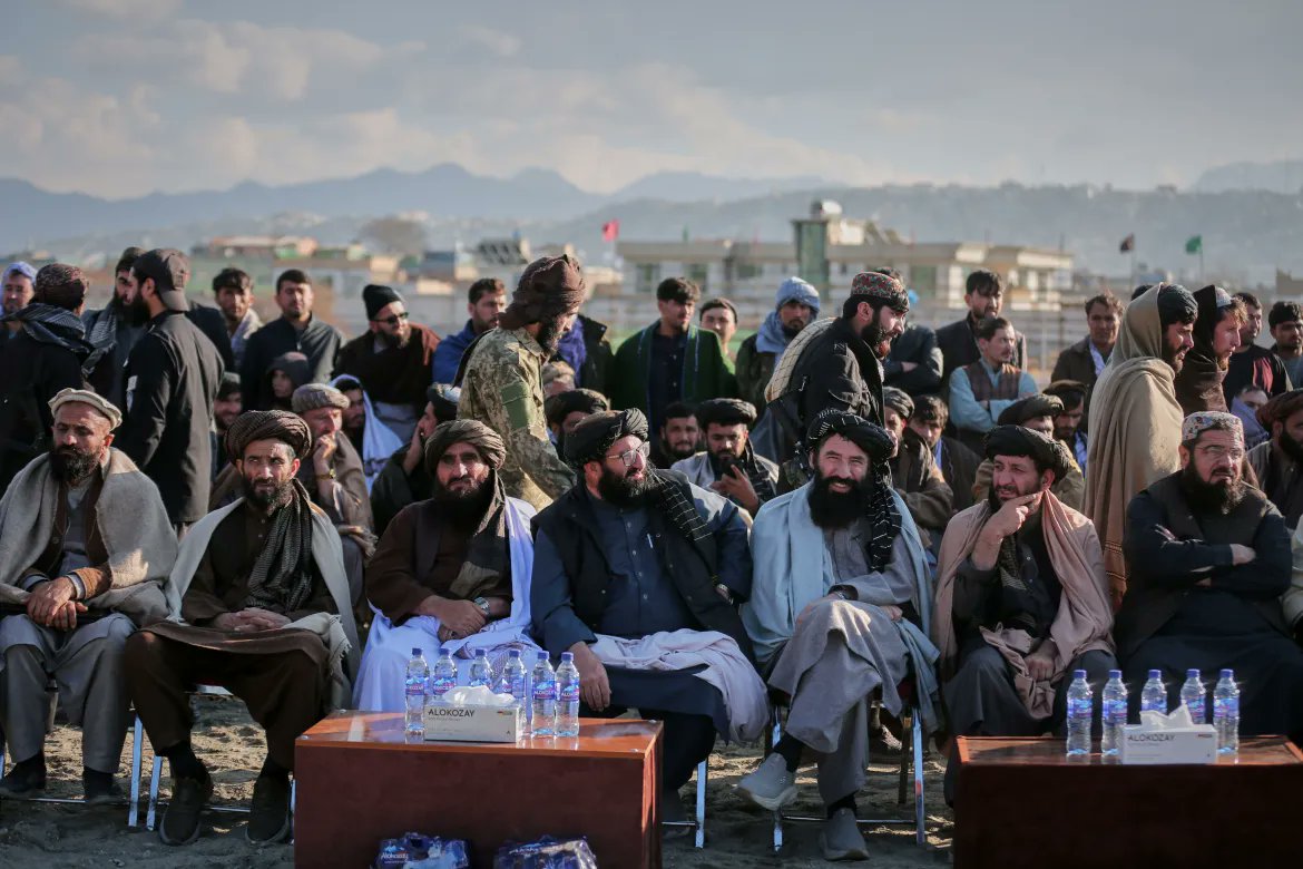 AJEnglish's tweet photo. Horsemen from across Afghanistan converged for the dramatic final match of the nation’s prestigious annual buzkashi tournament on Kabul’s outskirts. 

— in pictures https://t.co/j9AZmH8RJN https://t.co/mrosIxHb3b