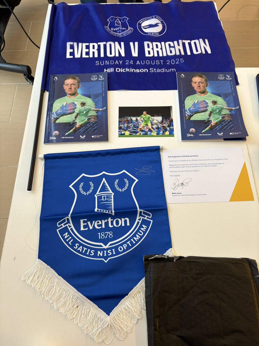 Everton Malaysia tweet media