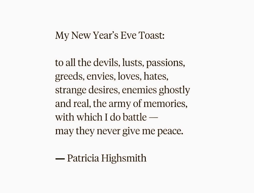 lenaozge's tweet photo. My New Year's Eve Toast by Highsmith 

#poetry #smallpoemsunday https://t.co/7pH0CBc7ca
