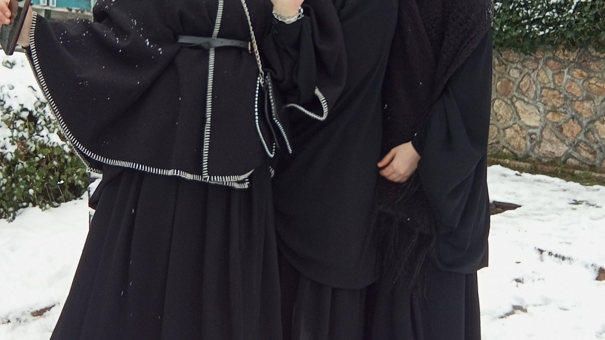 Anlık plana uymayan annesiyle güne gitsin  (zorla getirdim)