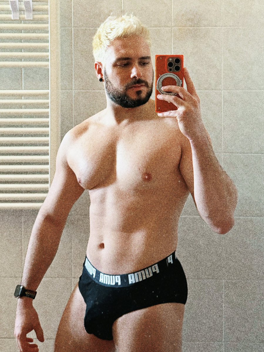 Antonello__v tweet media