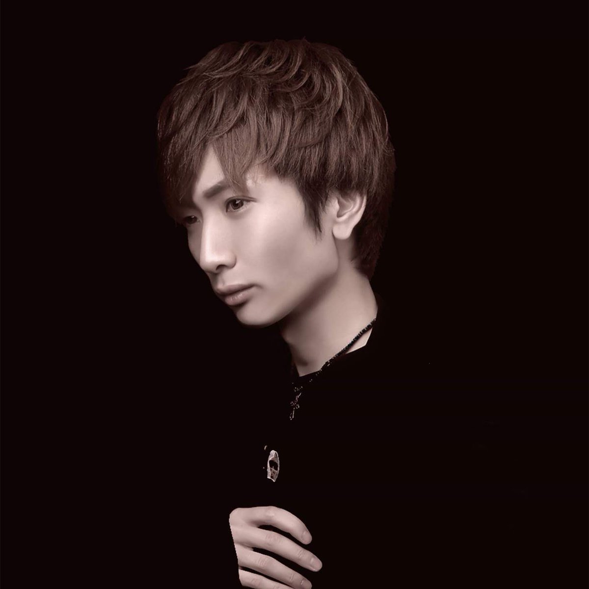 CLUB Shiny𝟭𝘀𝘁
ーOPENー
19:00〜LAST！
📍岡山市北区田町2-9-7リーセイントビル1F

月曜日定休日！
残り2、3日営業！待ってる🥺

#岡山
#ホスト
#Shiny𝟭𝘀𝘁
#年末