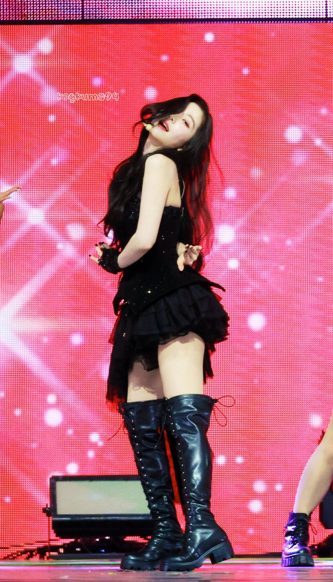 joohyunsama's tweet image. My goodness 😵‍💫♥️