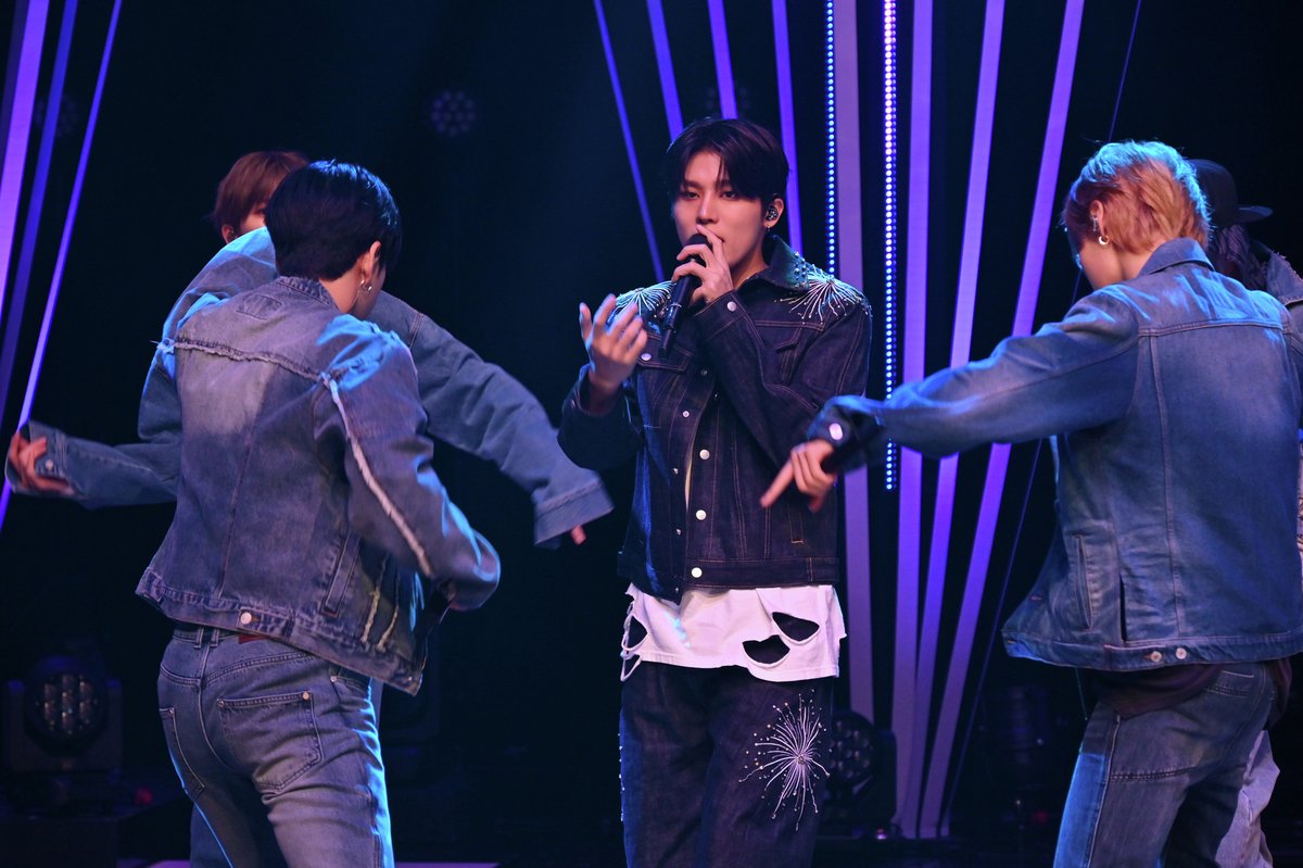 『トレバラ Second ～TREASUREのバラエティ塾〜』後編
今夜24:45～テレビ朝日で放送

地上波では放送されなかったゲームの模様や
「KING KONG -JP Ver.-」のパフォーマンスも放送後に独占配信🕺🎶
お楽しみに🤍

前編＆オリジナル2️⃣本も配信中！
▷telasa.jp/series/14022