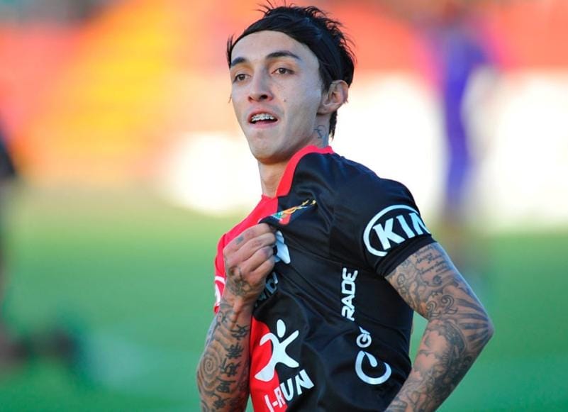 mazeyra's tweet image. El martes 30 Omar Fernández volverá a Arequipa para firmar por @MelgarOficial [1]