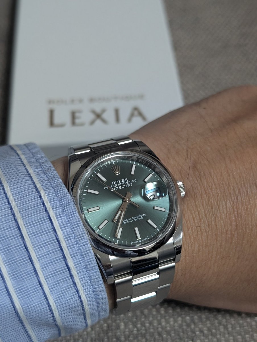 ラクロア tweet media