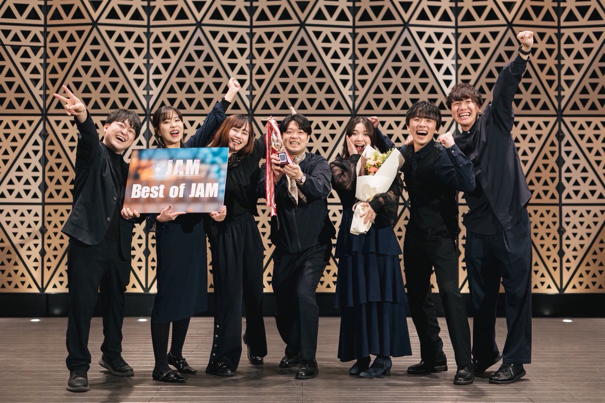 夜更けのブルワリー tweet media