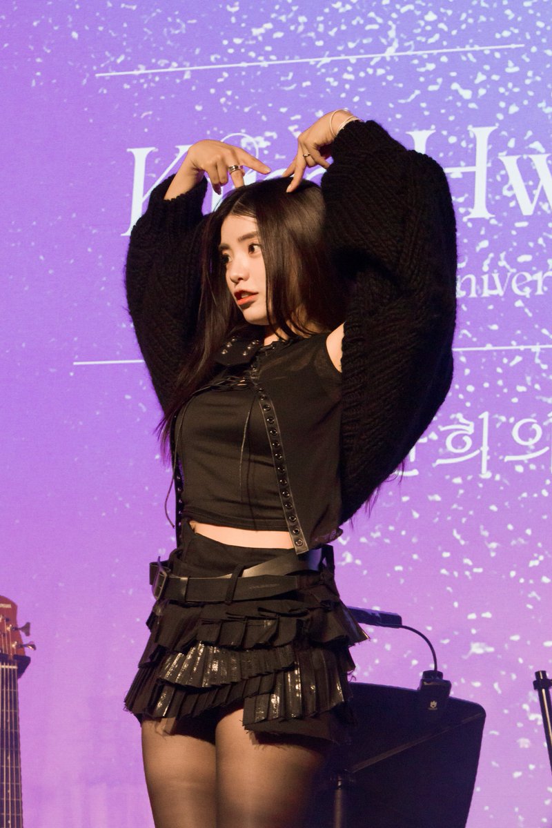 내 우주강아지 양철지붕위고양이로 돌아온 썰푼다ㅋㅋ

#김환희