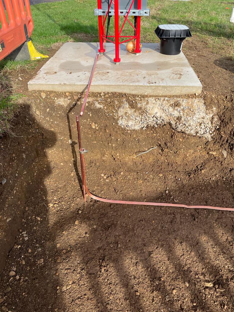 SpartaLPSLtd's tweet photo. Keeping lines of communication open, earthing of a radio antenna, no job too small ⚡️ #specialistearthing #lightningprotection https://t.co/0r0GZp1WnS