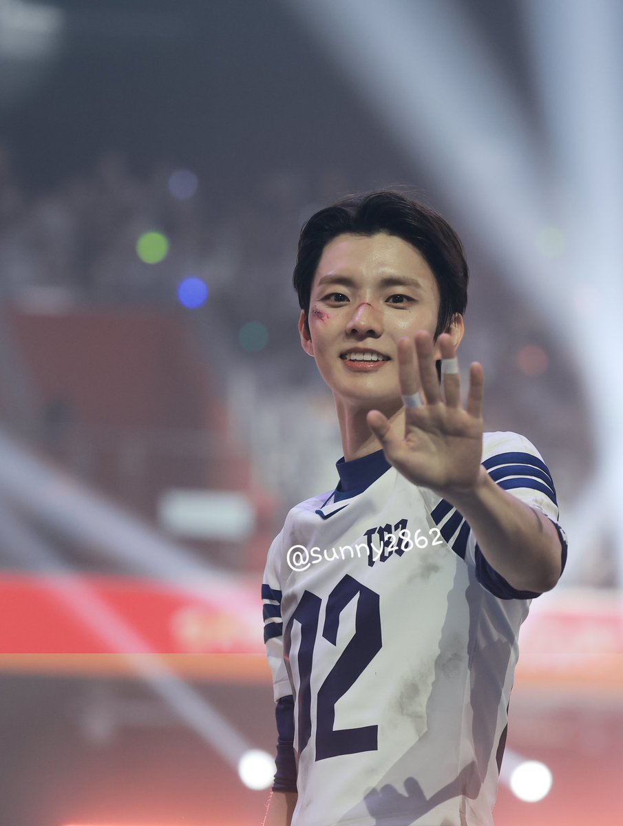 sunny2862's tweet image. 251225 가요대전 #큐
진짜 너무 귀엽자나😍
사랑스럽다💜🍀