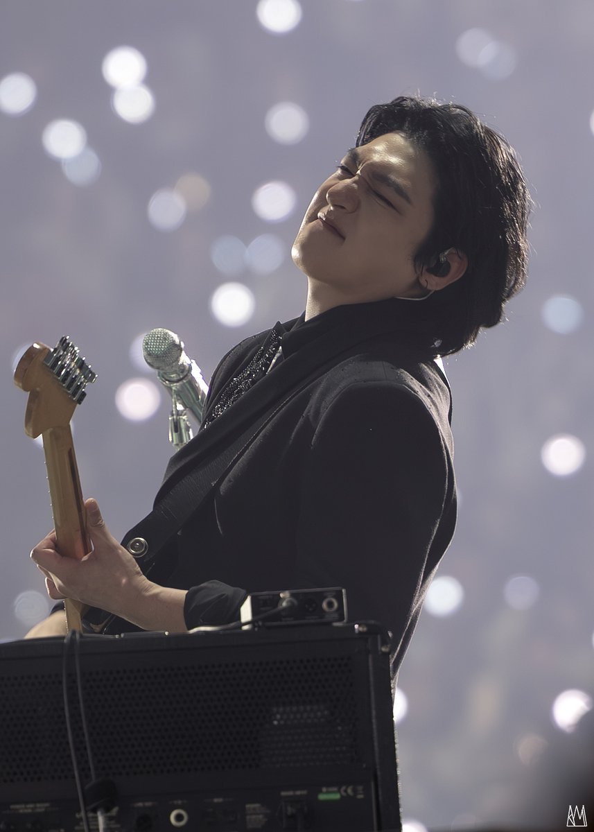 Kimii0116's tweet image. 251221 #성진 #SUNGJIN #데이식스 #DAY6

아 귀여워 코 똑 떼묵어