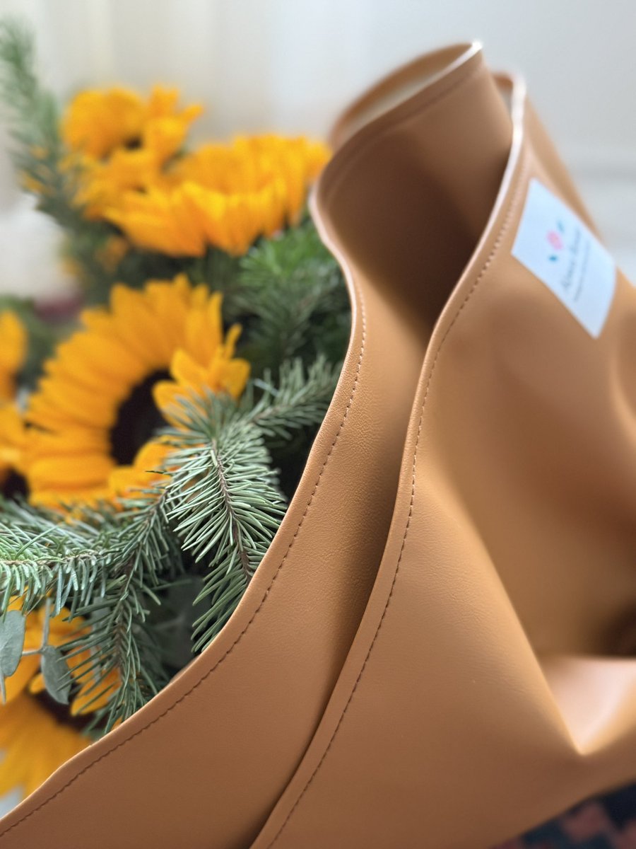 دخترِگلفروش🌱 tweet media