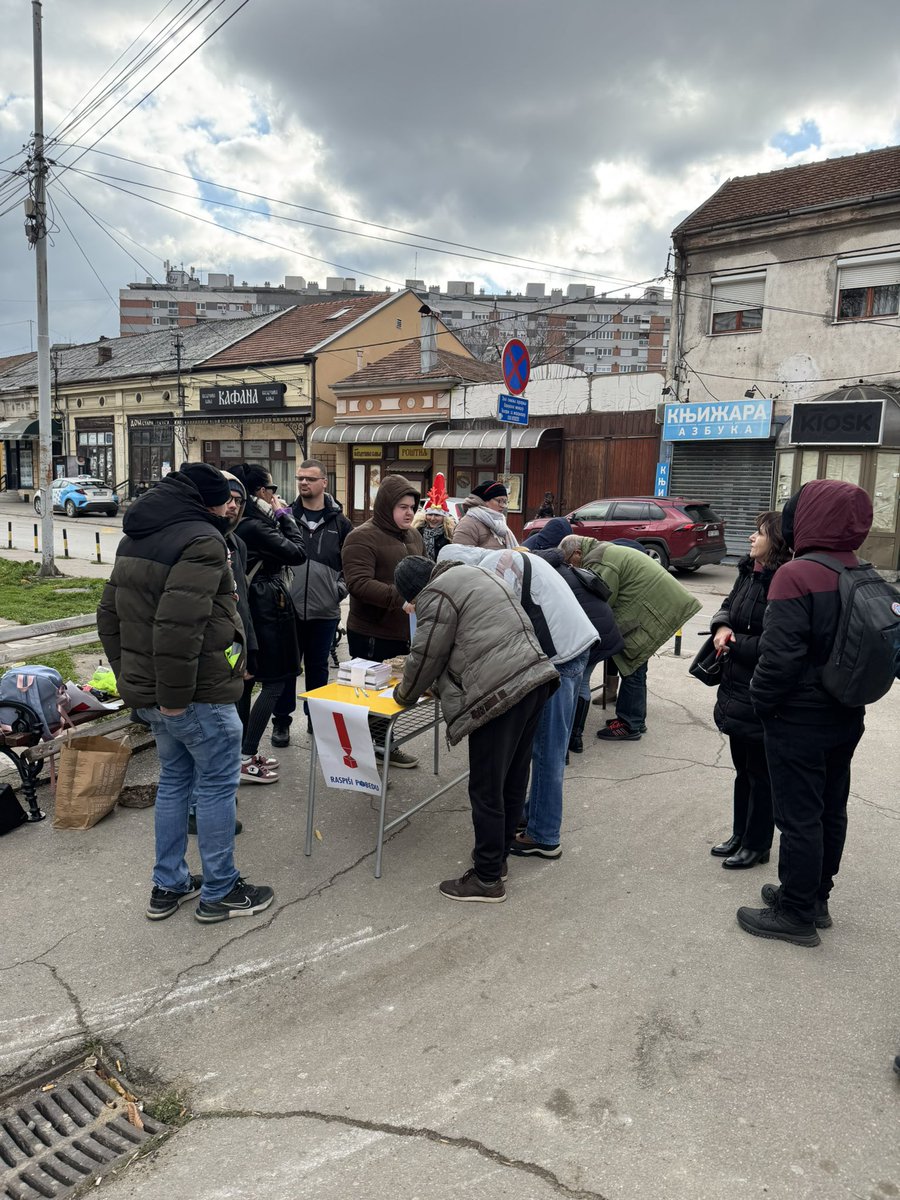 Што би рекао један од потписаника:
„Јел се овде потписује да се макну говеда?”

ОВДЕ❤️
Чекамо вас!!!