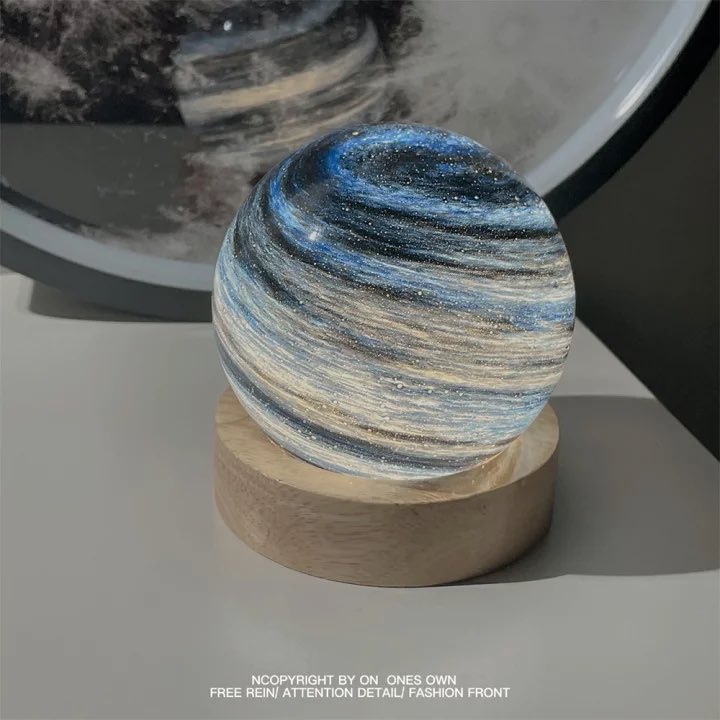 kakko_iyashi's tweet image. このライト惑星みたいで可愛いんだけど…🪐