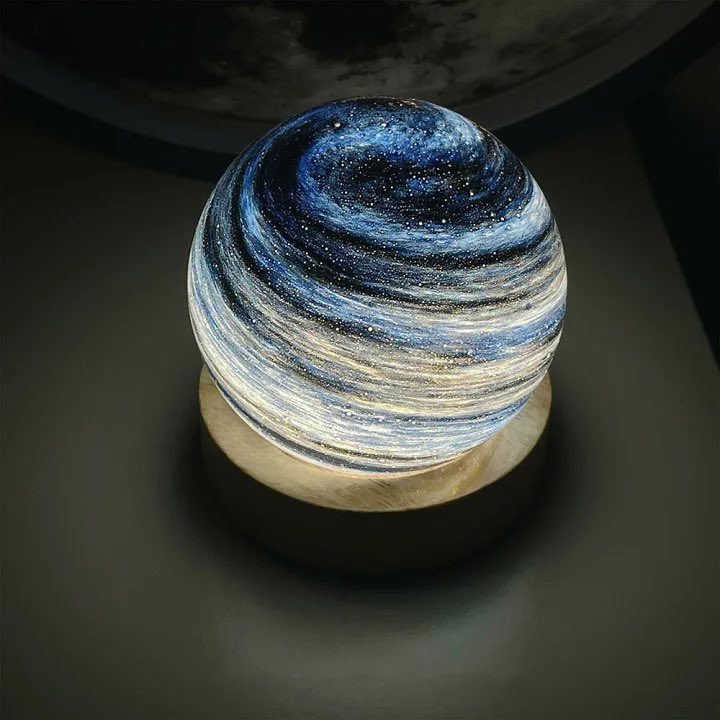 kakko_iyashi's tweet image. このライト惑星みたいで可愛いんだけど…🪐