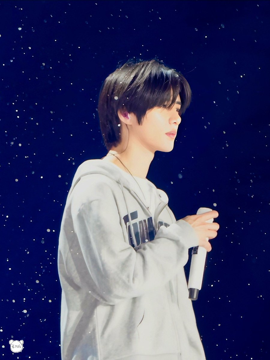 bmg20250313's tweet photo. 251228 Fukuoka Day2
오늘 너무너무 잘했어용🥺❄️🤍
#범규  #BEOMGYU #ボムギュ
#TXT #TOMORROW_X_TOGETHER
#투모로우바이투게더 #투바투 https://t.co/oFYKAFySRe