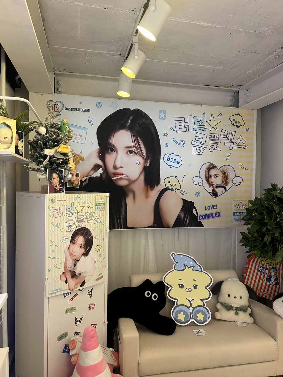 육해워니 tweet media