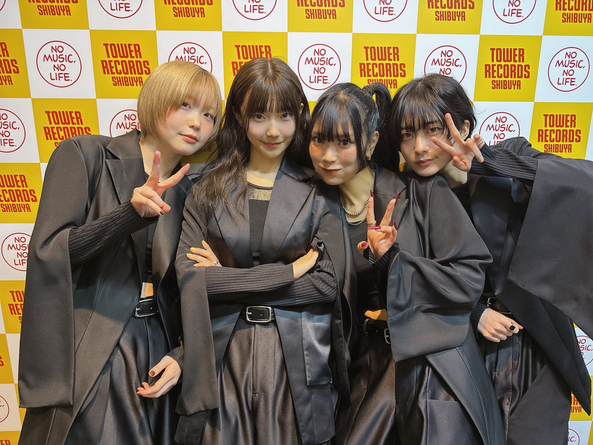 1日 有難うございました 2025年ExWHYZ納めしたぞー！！！ ありがとうで