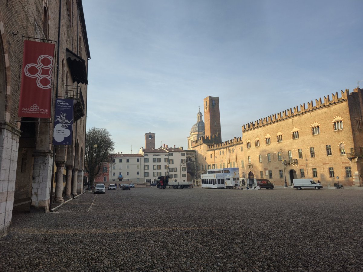 Valter14032653's tweet photo. gironzolando qua e là...

📷 my pic Mantova https://t.co/KK0NDupcjC
