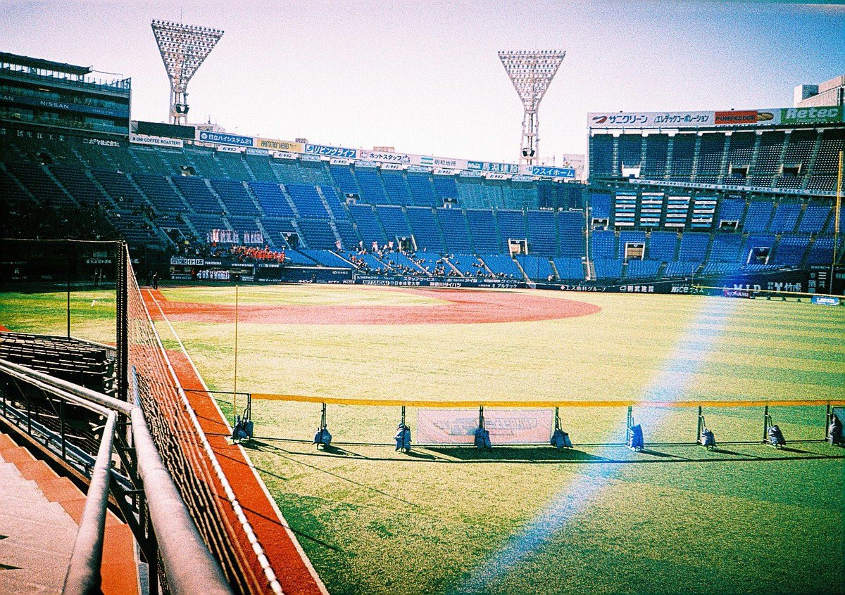 ryoezou's tweet image. LOMO MC-A
KodakE100 VSクロスプロセス

#カメスズ
#Lomo
#フィルム写真