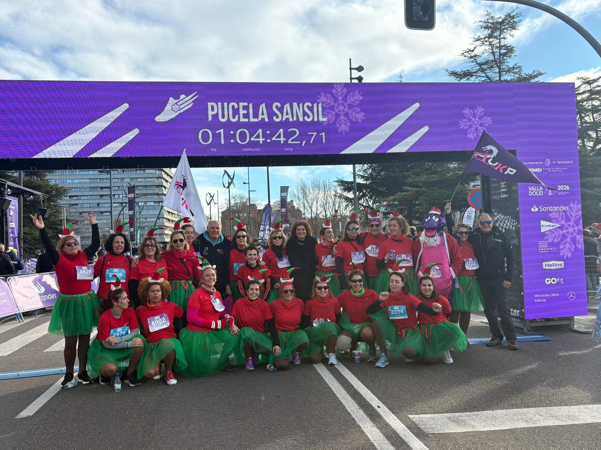 🔵 Deporte, familia y orgullo de ciudad para cerrar el año. La #PucelaSansil reúne a más de 5.500 participantes, cifra récord, junto a los concejales del <a href="/PPAytoVLL/">PP Ayuntamiento de Valladolid</a> y el diputado nacional <a href="/angelibaher/">Ángel Ibáñez</a>. #Valladolid despide 2025 corriendo hacia un 2026 lleno de optimismo.