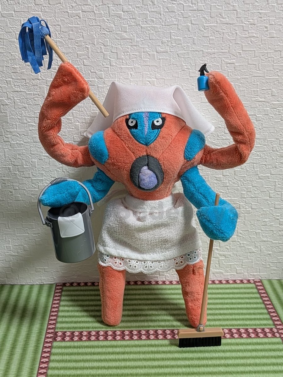 デオキシス(生活フォルム)・大掃除のすがた

＃ポケモンfit
#ポケぬい