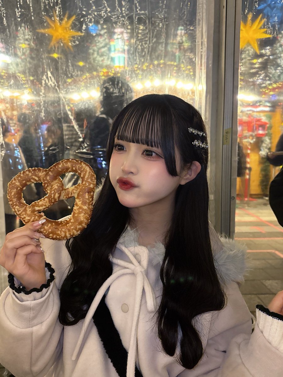 mio_chuLa's tweet photo. おいし〜🥨♡ https://t.co/No0evG3lDH