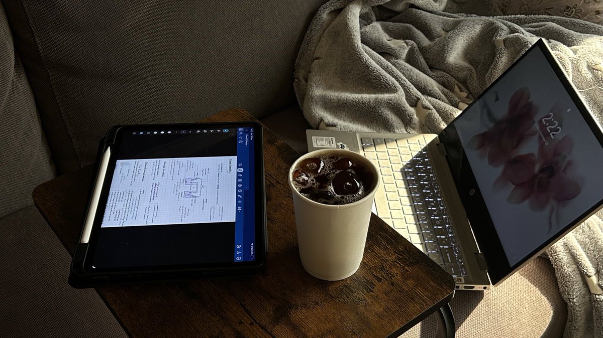 llreme_'s tweet image. One study session away from 50% engineer