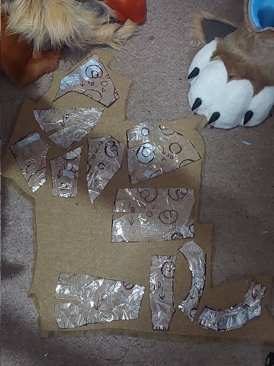 Snow Gryphon Suits tweet media