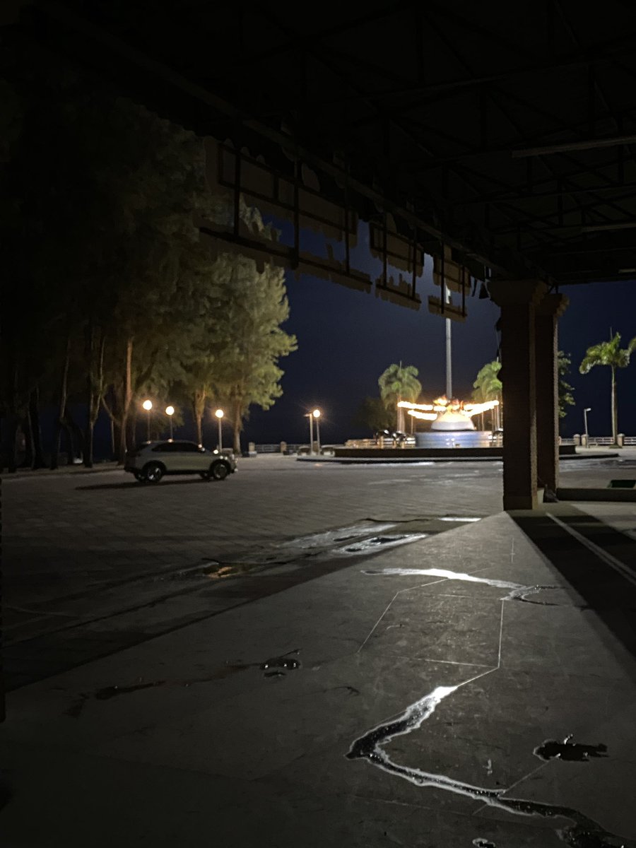 ย้ายย tweet media