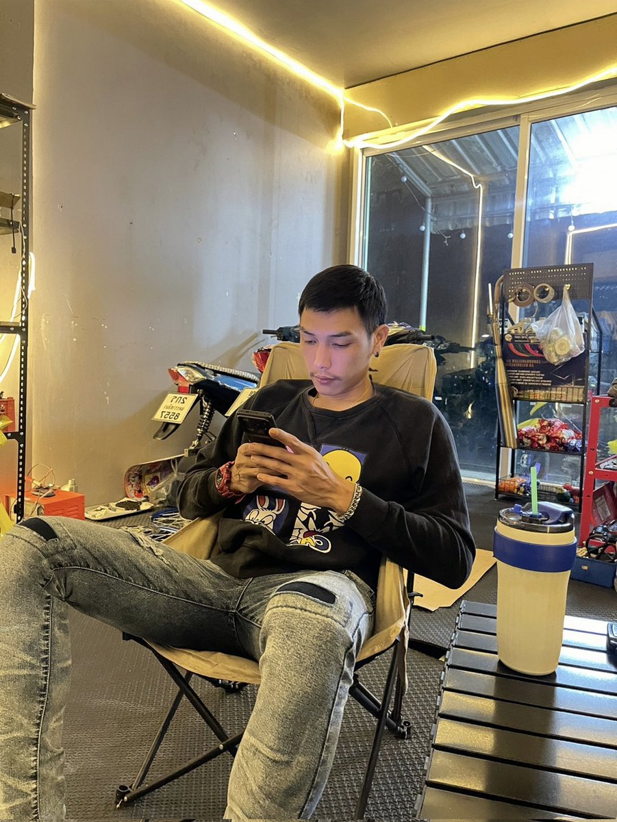 Kz tweet media