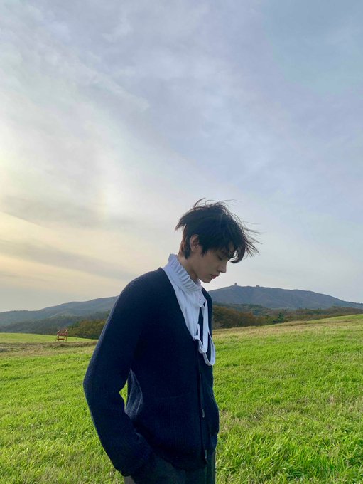 yearlyenhypen's tweet photo. sunghoon via twitter 4 years ago today with "D-1!!
Please give lots of anticipation for
DIMENSION:ANSWER , BLESSED-CURSED! #ENHYPEN #SUNGHOON #BLESSED_CURSED #DIMENSION_ANSWER"(9th january 2022)
trans:enhypenupdates https://t.co/SWtfdGkZ3X
