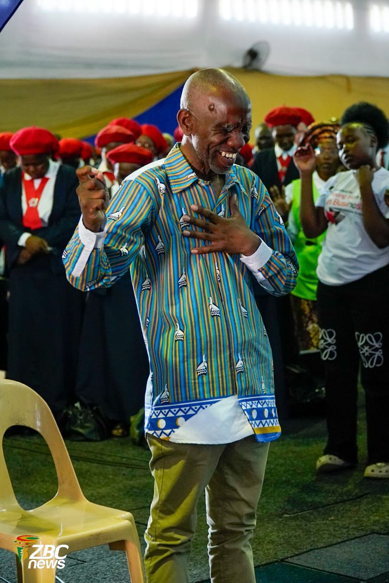 ZBCNewsonline's tweet image. Happening now at the ZITF Grounds in Bulawayo: the 9th National Thanksgiving and Dedication Service is in progress, bringing together officials, clergy, and congregants in a moment of national reflection and prayer.

#ThanksgivingService #Bulawayo #NationalDedication #ZBC