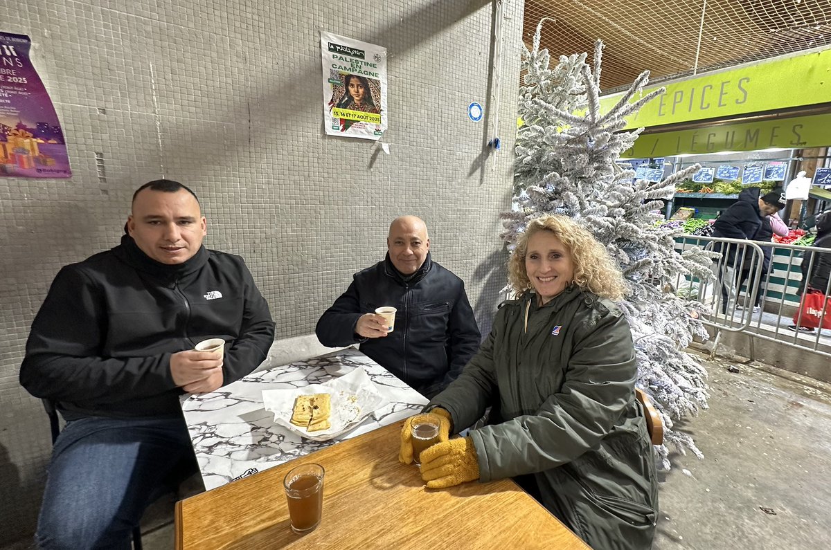 Au marché de l’abreuvoir pour nos rencontres-échanges avec les commerçants et les Balbynien.nes. Sans oublier notre thé du dimanche !