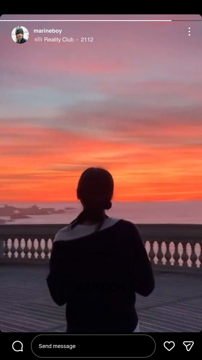 DefenderMinji's tweet image. ( ★ ) #DefenderBluemerine one tweet AU cari sendiri aja judulnya ya intinya adalah pokoknya.