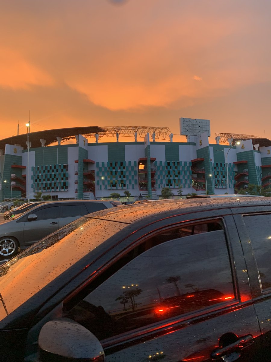 subfans's tweet image. Hari yang benar benar indah di Surabaya 💚