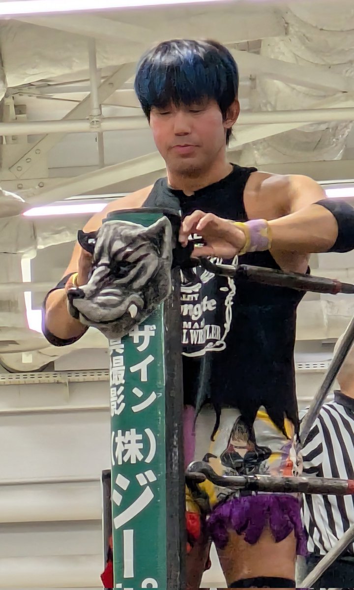 ドラゴンゲート年内最終戦に行ってきました😊 写真撮りにくい場所だっ