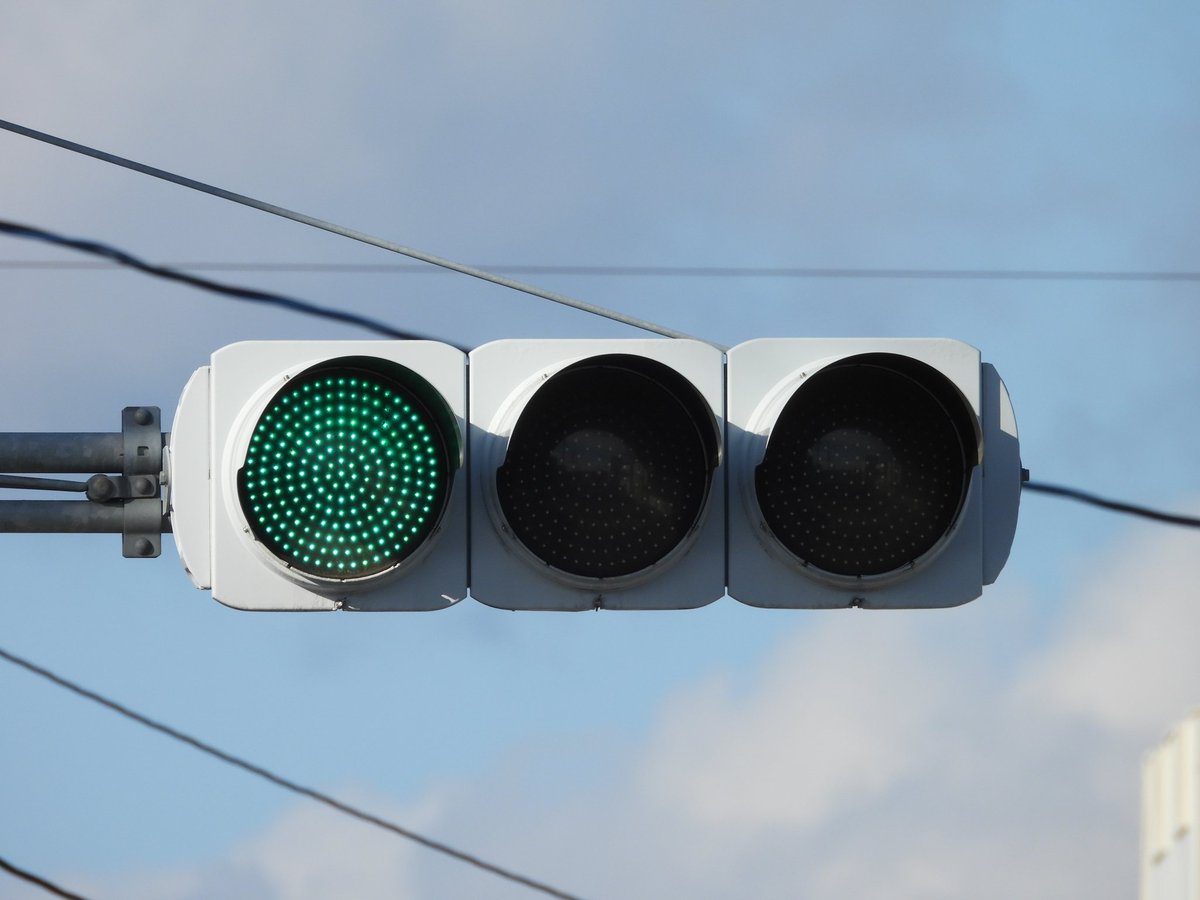 青森県十和田市稲生町19付近にて、 支柱更新により低コスト化されて