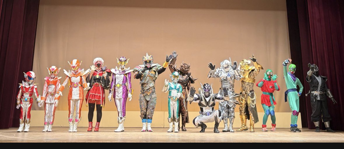 2025.12.28
イバライガー劇場

無事に推し活納めできました！
今年はお話しできる方が増えてとってもうれしかったです✨息子もうごせんと話せて幸せそうでした🟢✨
#イバライガー#うごせん