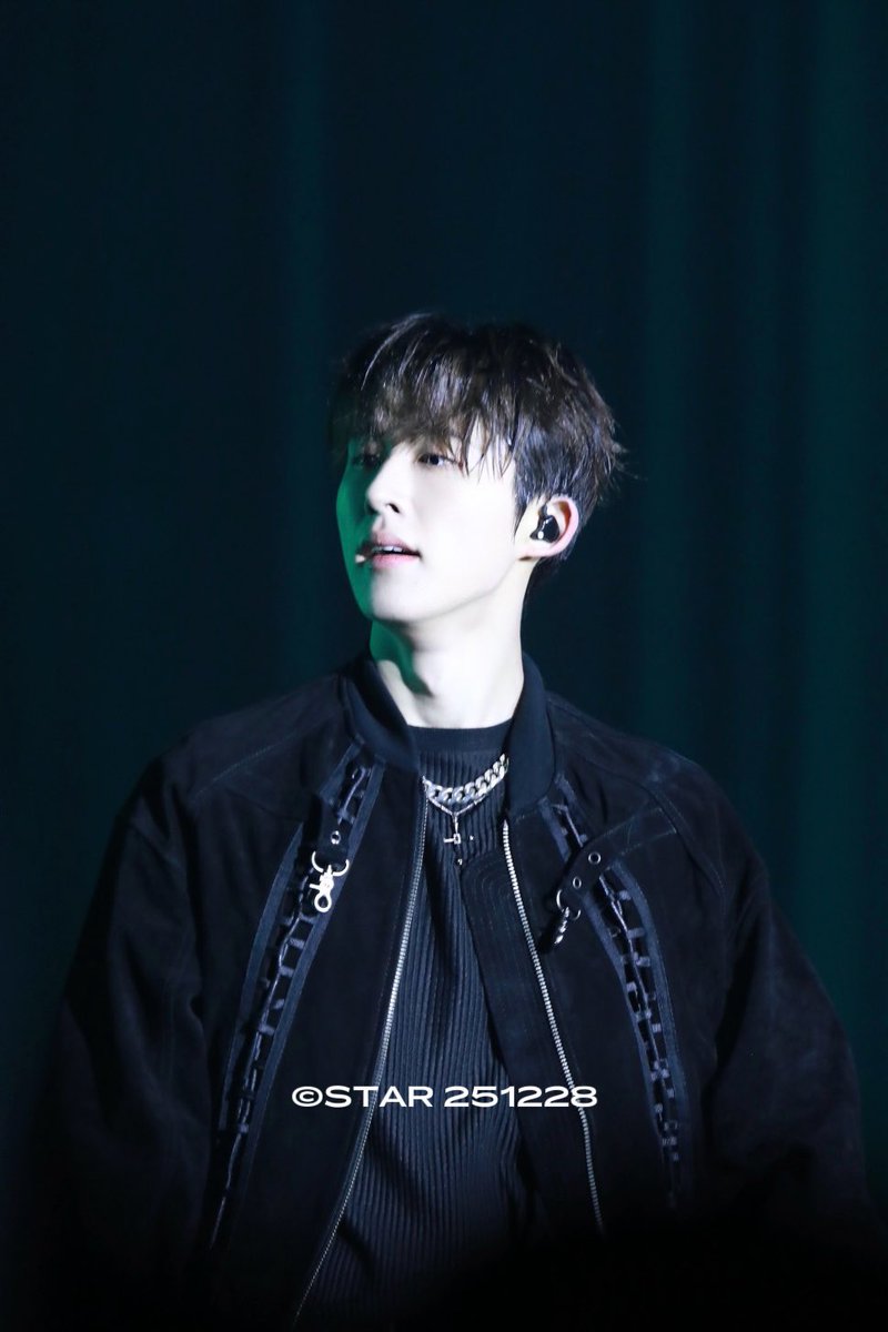 오늘사진뜰때마다 이거지예,이거띠예,이거다,이걸세,요시요시,이거인것같습니다,이거네만,이거인것같데스!,이거다냥~,이게왜아닌데!!!,이의않제기,이거야맛꿀마하면서 저장하고잇음