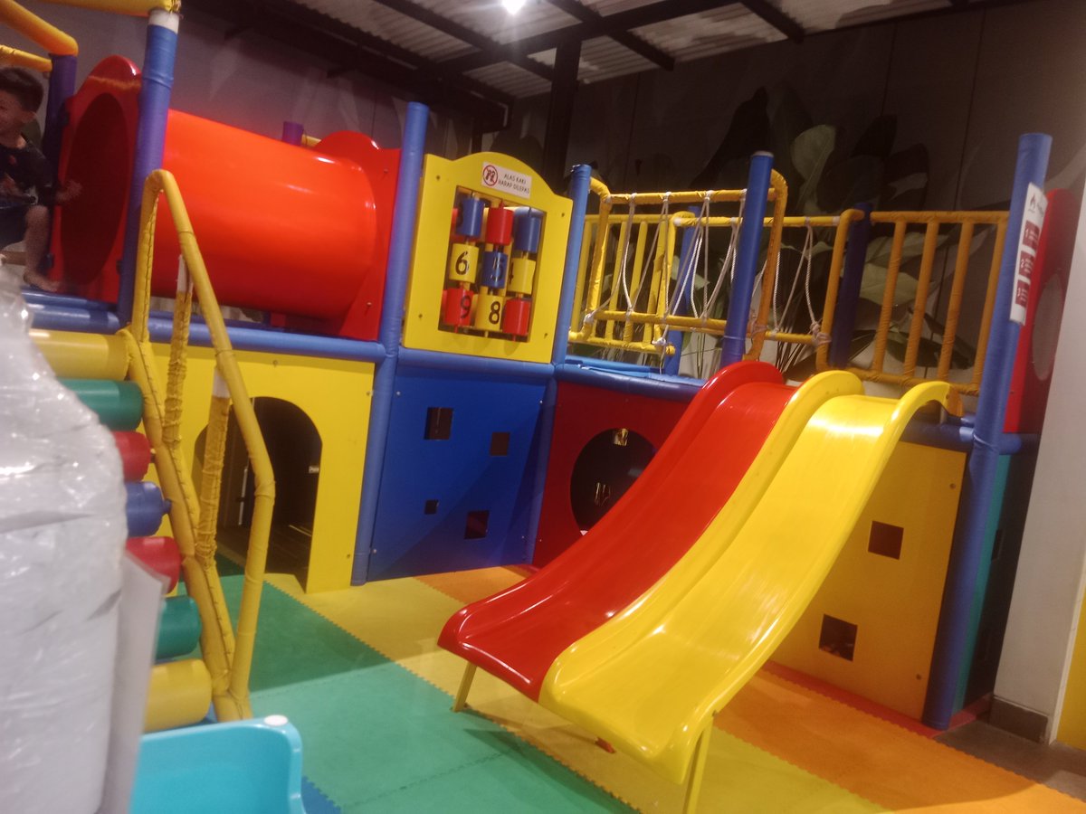 hari ini 2x ke sby barat beda tujuan 😁