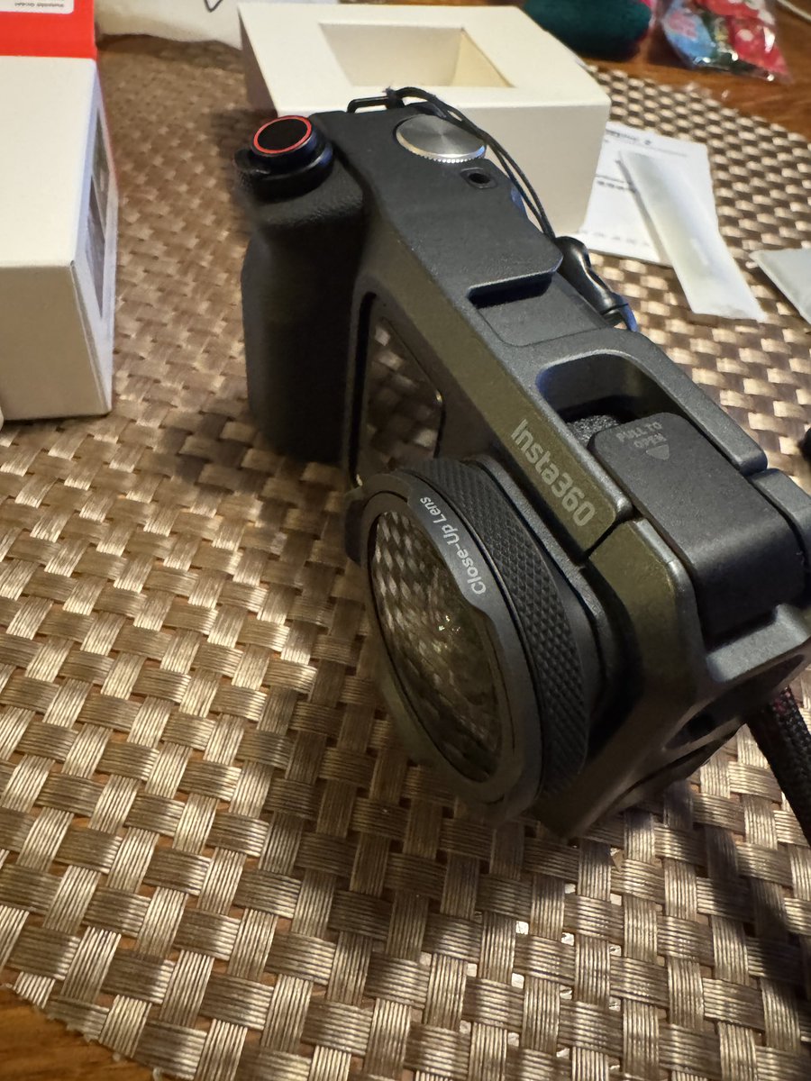 Insta360