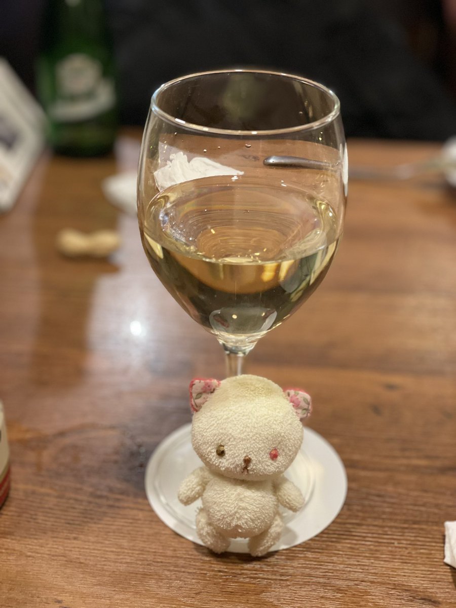 まさか最初の写真がワインの前なんて🍷

#さんじゅーななど
#ななどっこ