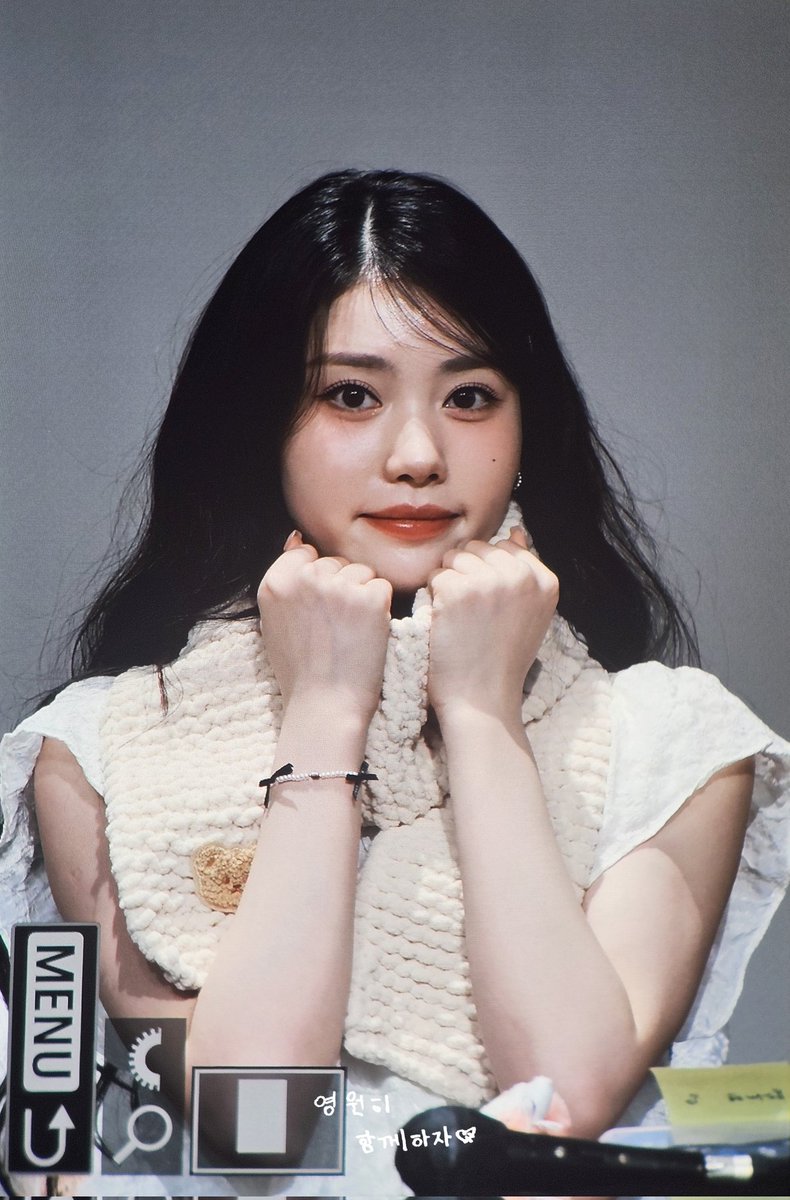 Shineting1112's tweet image. #션샤오팅 #심소정 #Xiaoting
#Kep1er #케플러 

20251228 사웨 preview
Winter🤍